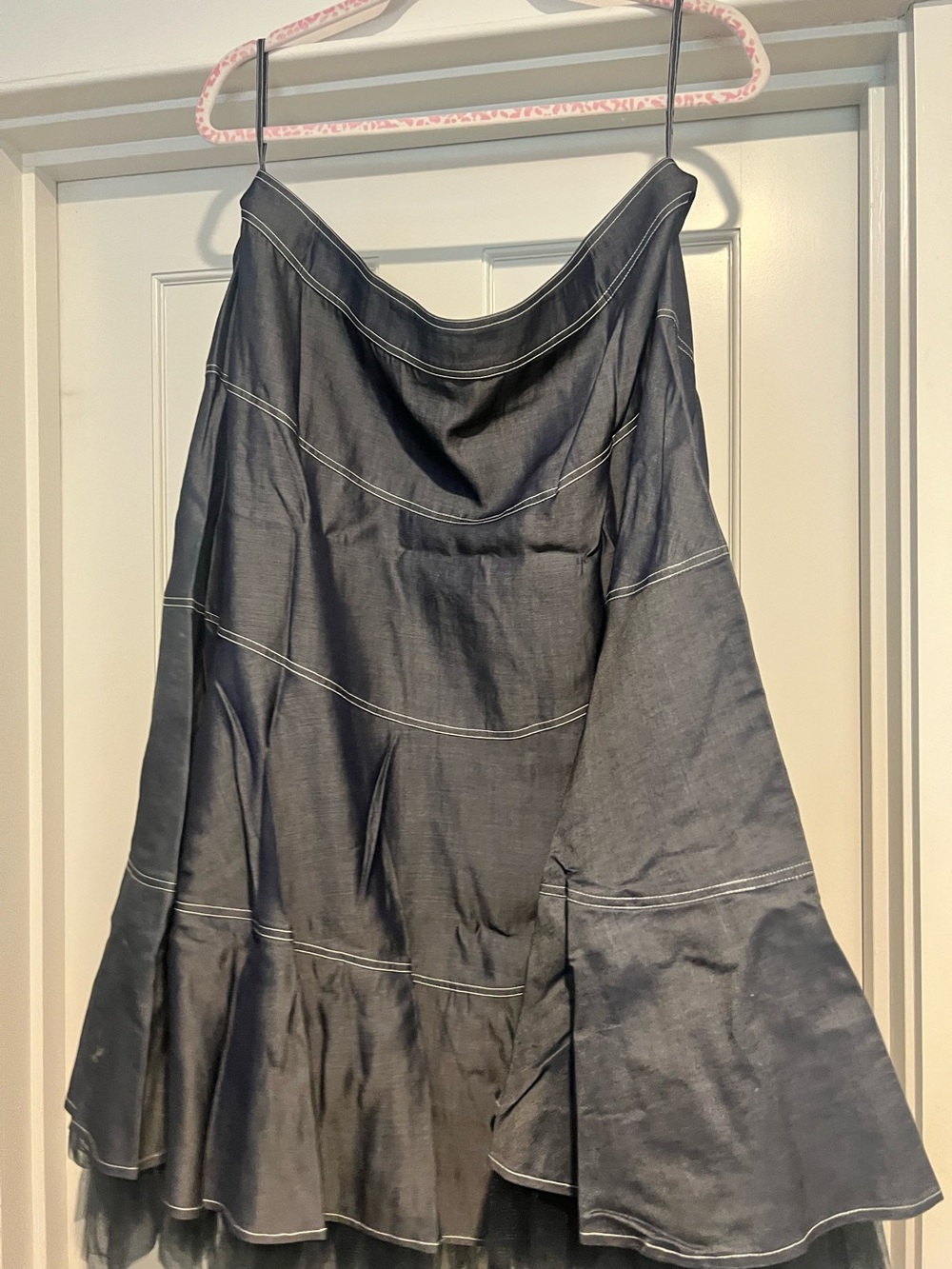 Anthropologie Geisha Designs
Floriana Denim Tiered Skirt - Sz 14 NWT - Picture 13 of 16
